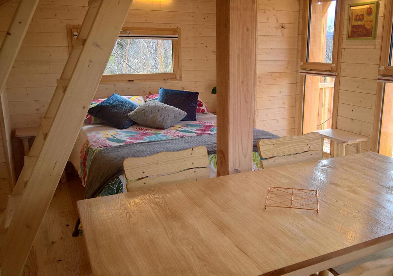 Roulottes Au Pied Du Vercors سان-جان-أون-رويان المظهر الخارجي الصورة